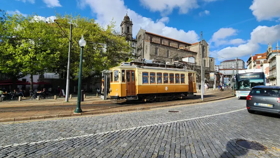 Tram,porto,portugal,planetgetaway